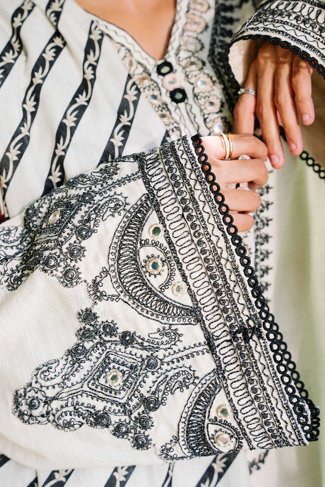 Embroidered Khaddar 3PC Suit