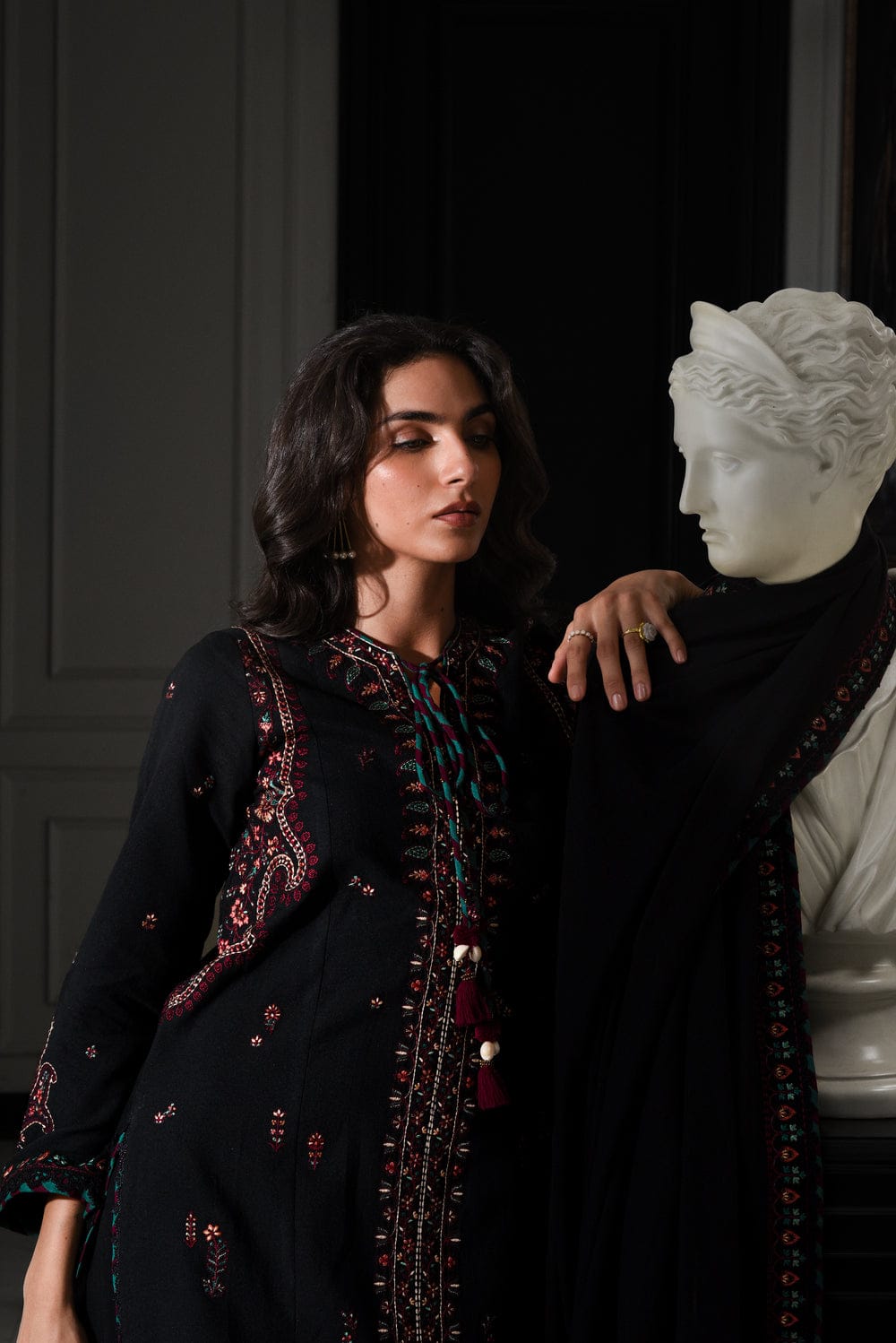 Luxury Embroidered Karandi Set - Kashmiri Black
