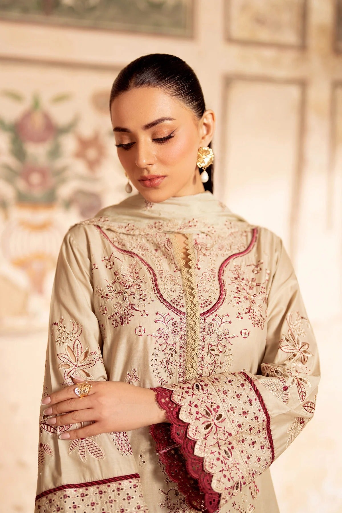 3PC Luxury Lawn - UFAQ