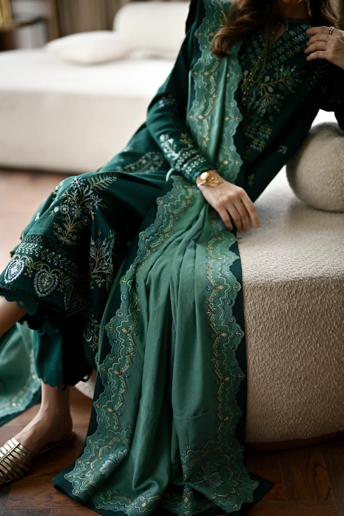 EMERALD GREEN LUXURY EMBROIDERED KARANDI SET