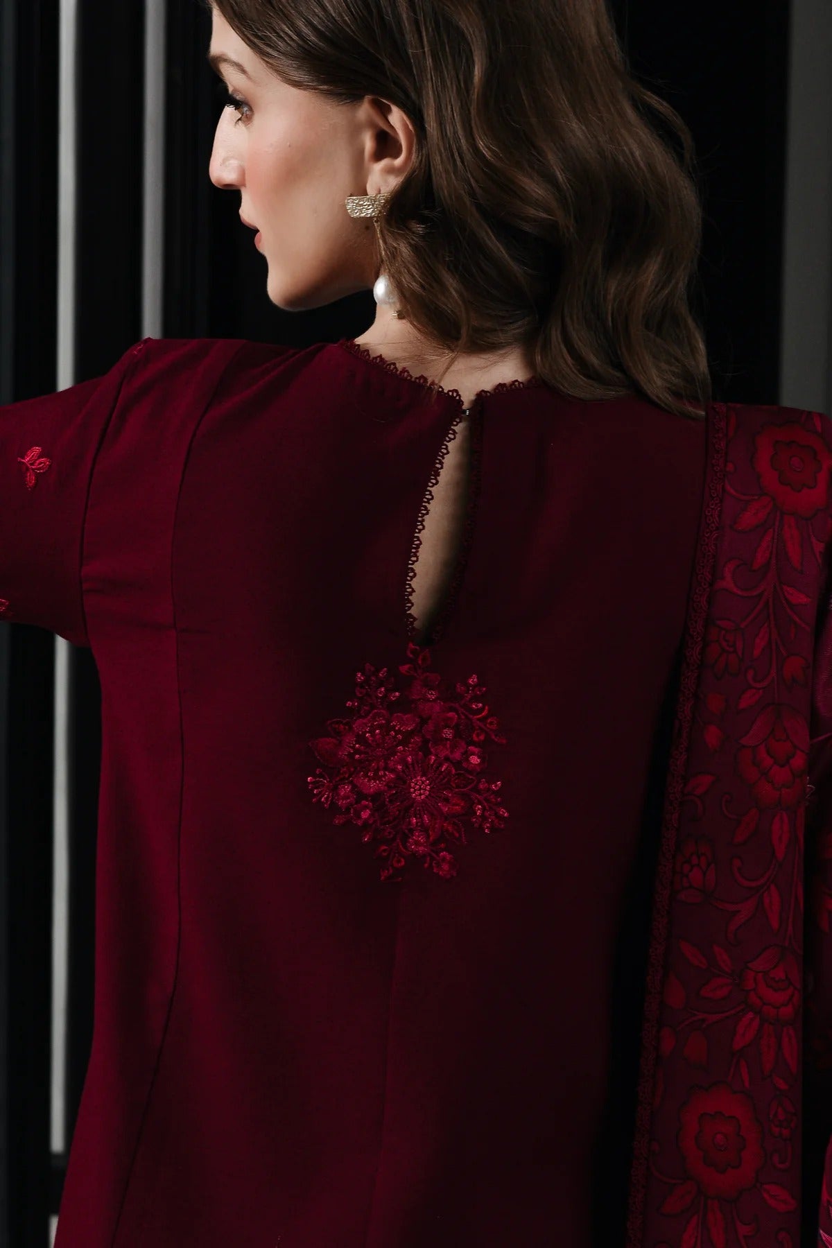 MAROON LUXURY EMBROIDERED KARANDI SET