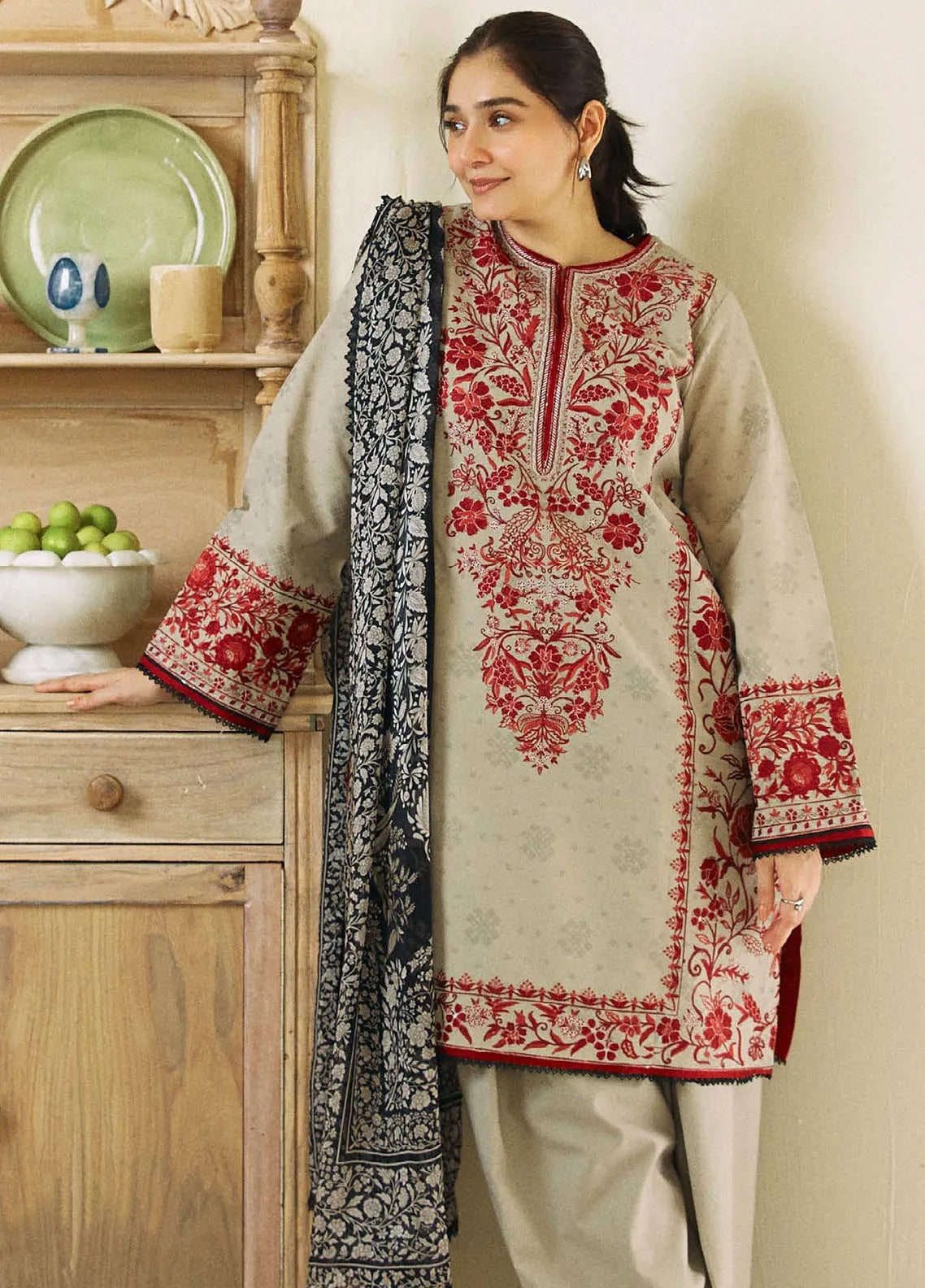 Embroidered 3 Piece Dhanak - Ready To Ship