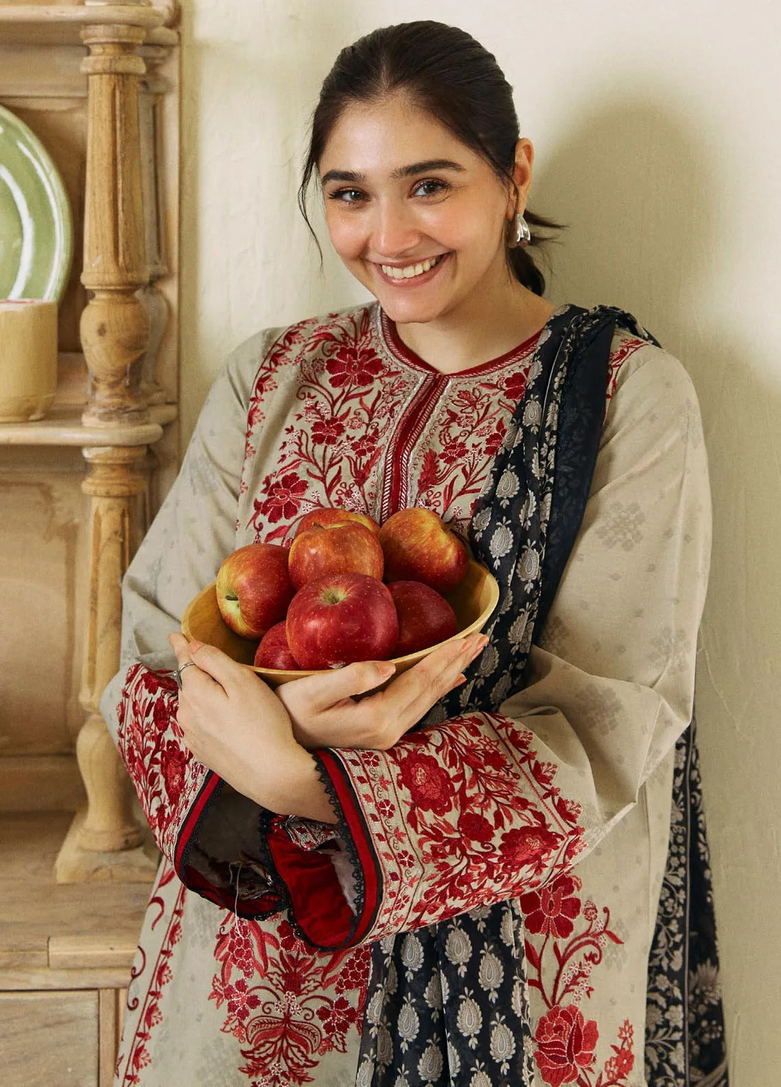 Embroidered 3 Piece Dhanak - Ready To Ship