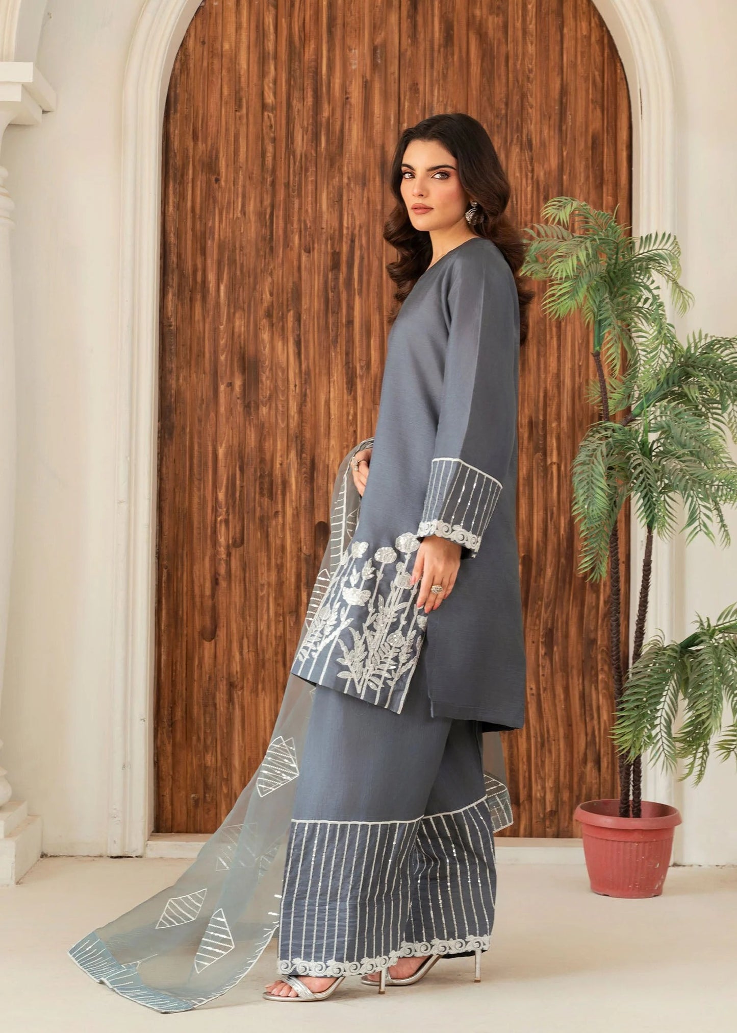 Farshi Shalwar Suit - 011