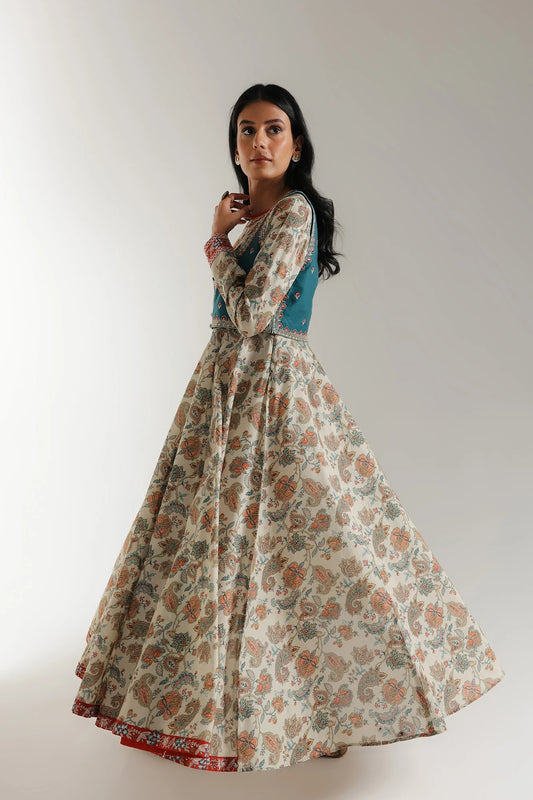 Heirloom Bloom Embroidered Pishwas Set