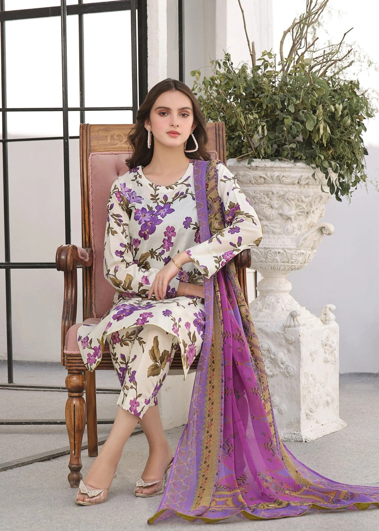Floral Printed Dhanak Suit