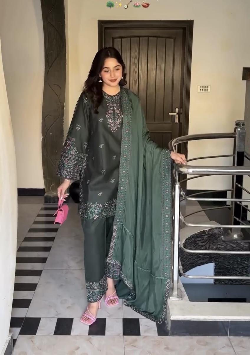 Embroidered Lawn Pret - Zarmin