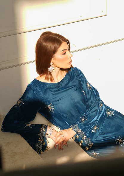 Luxury Velvet 3 Piece - AM-26