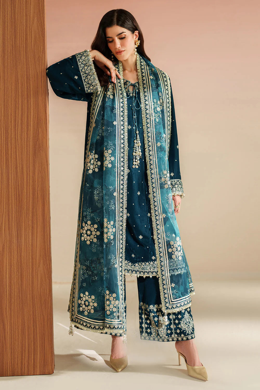 Embroidered Velvet Formal VVF D-2