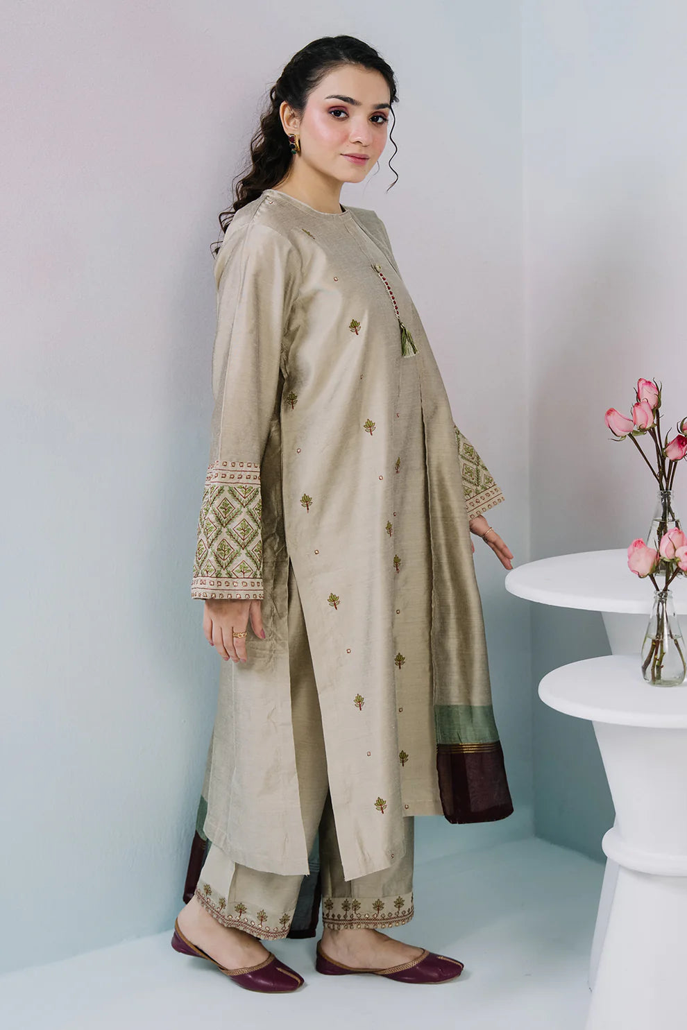 Embroidered Textured 3-Piece in Beige