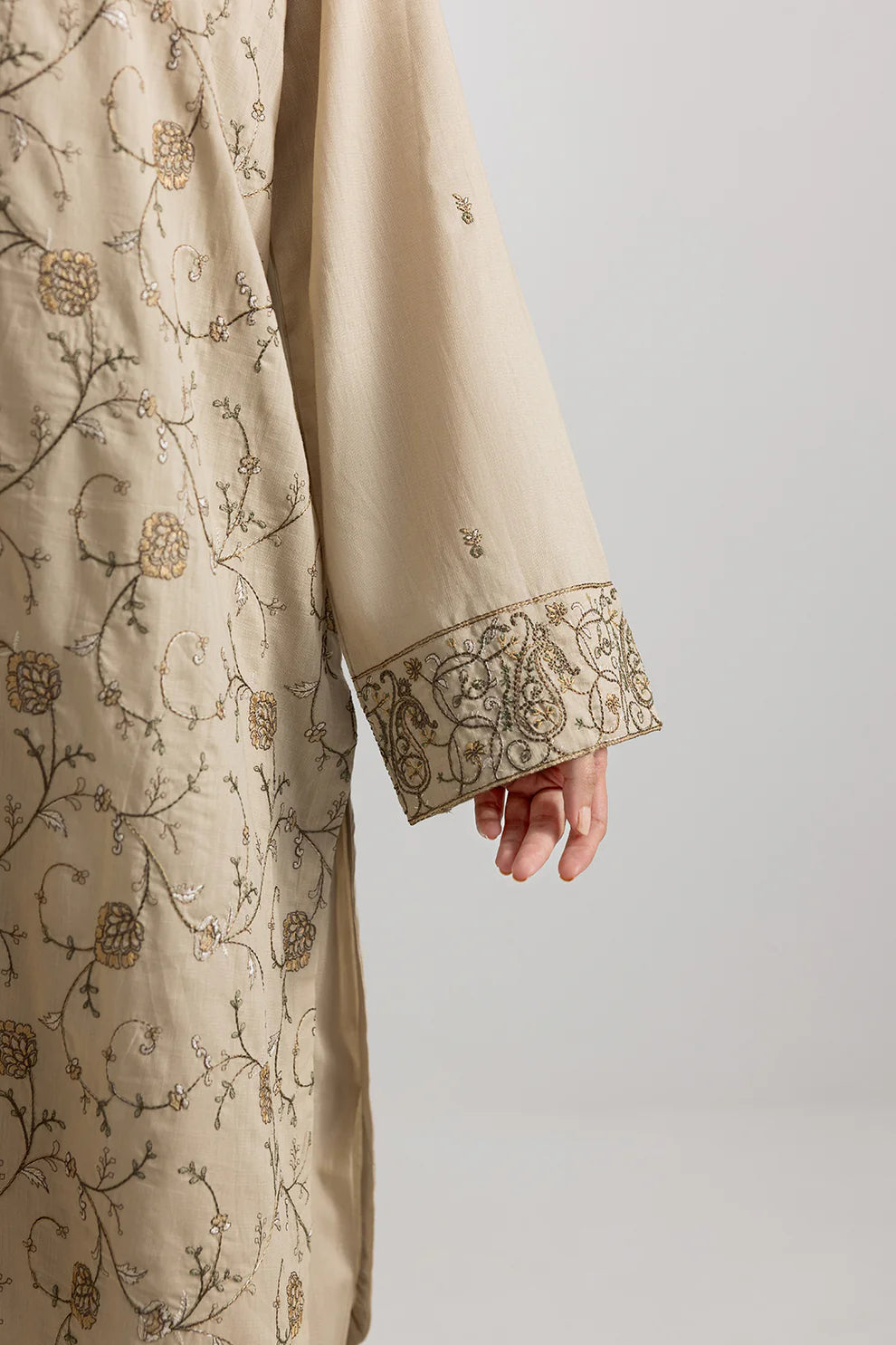 Embroidered Khaddar 3-Piece Suit – Beige