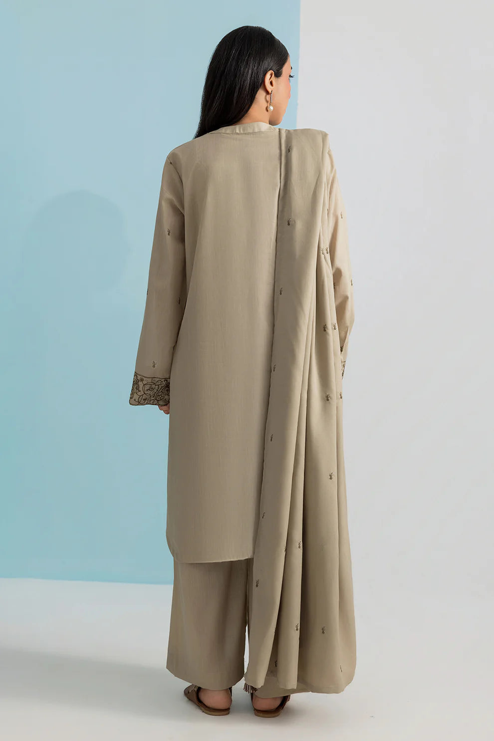 Embroidered Khaddar 3-Piece Suit – Beige