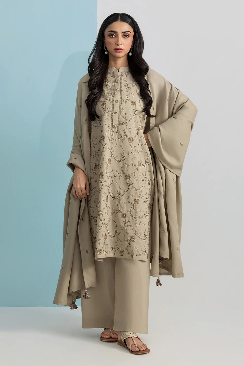Embroidered Khaddar 3-Piece Suit – Beige