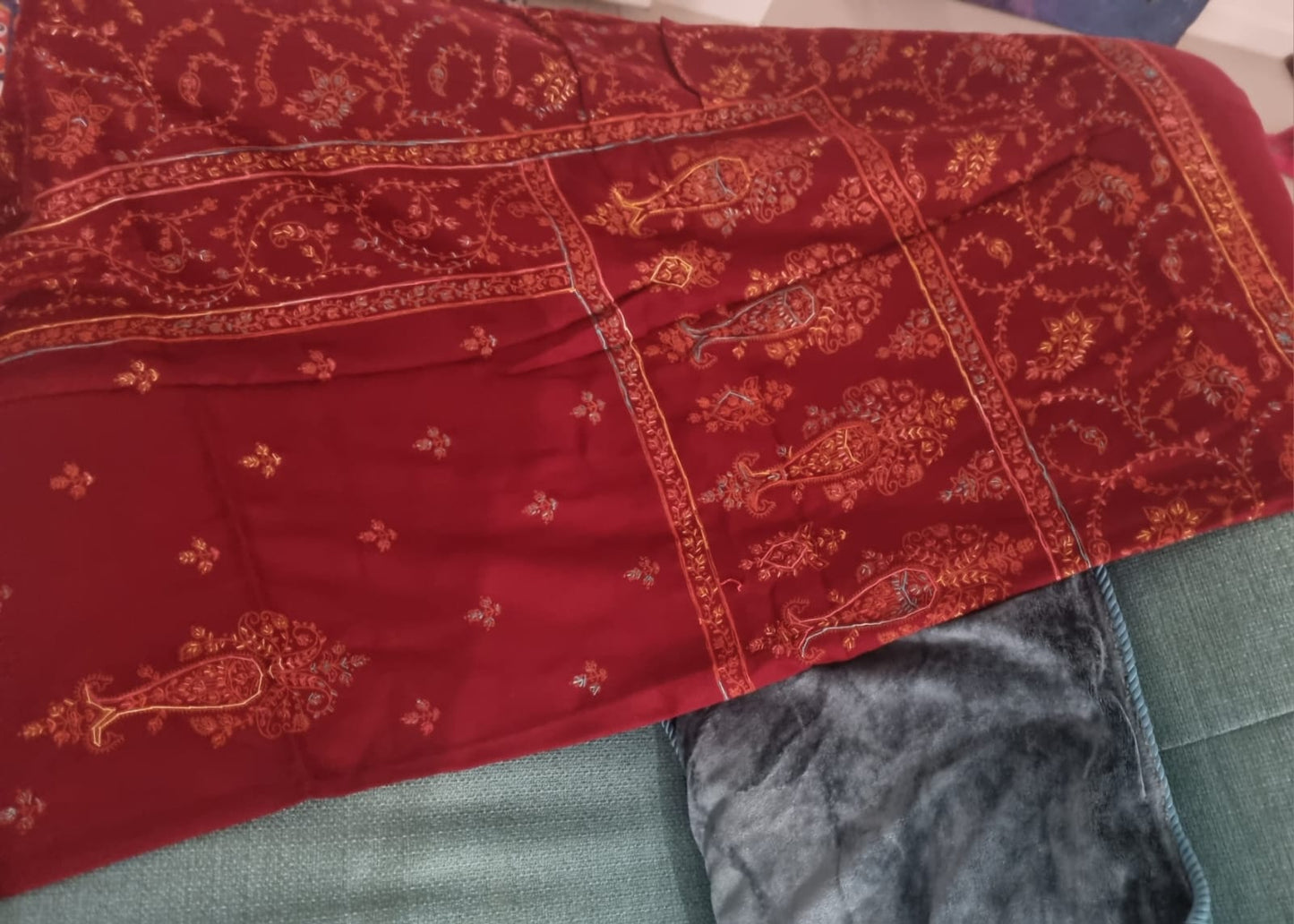 Embroidered Pashmina Wool Shawl – Ready To Ship