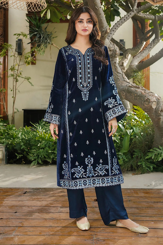 Embroidered Velvet Kurta Trouser - 3276