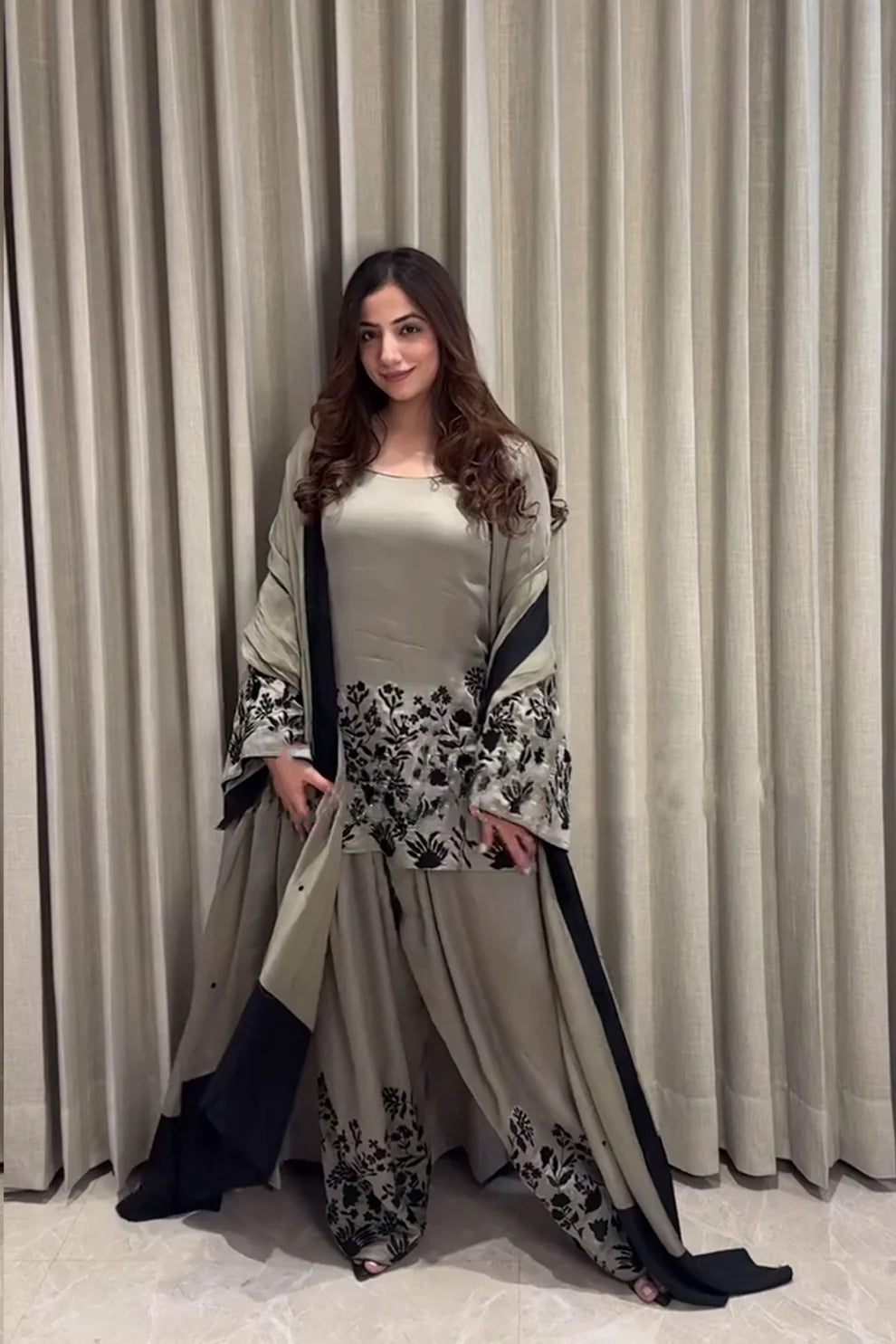 Siyah Gul Luxury Pret 3Pc