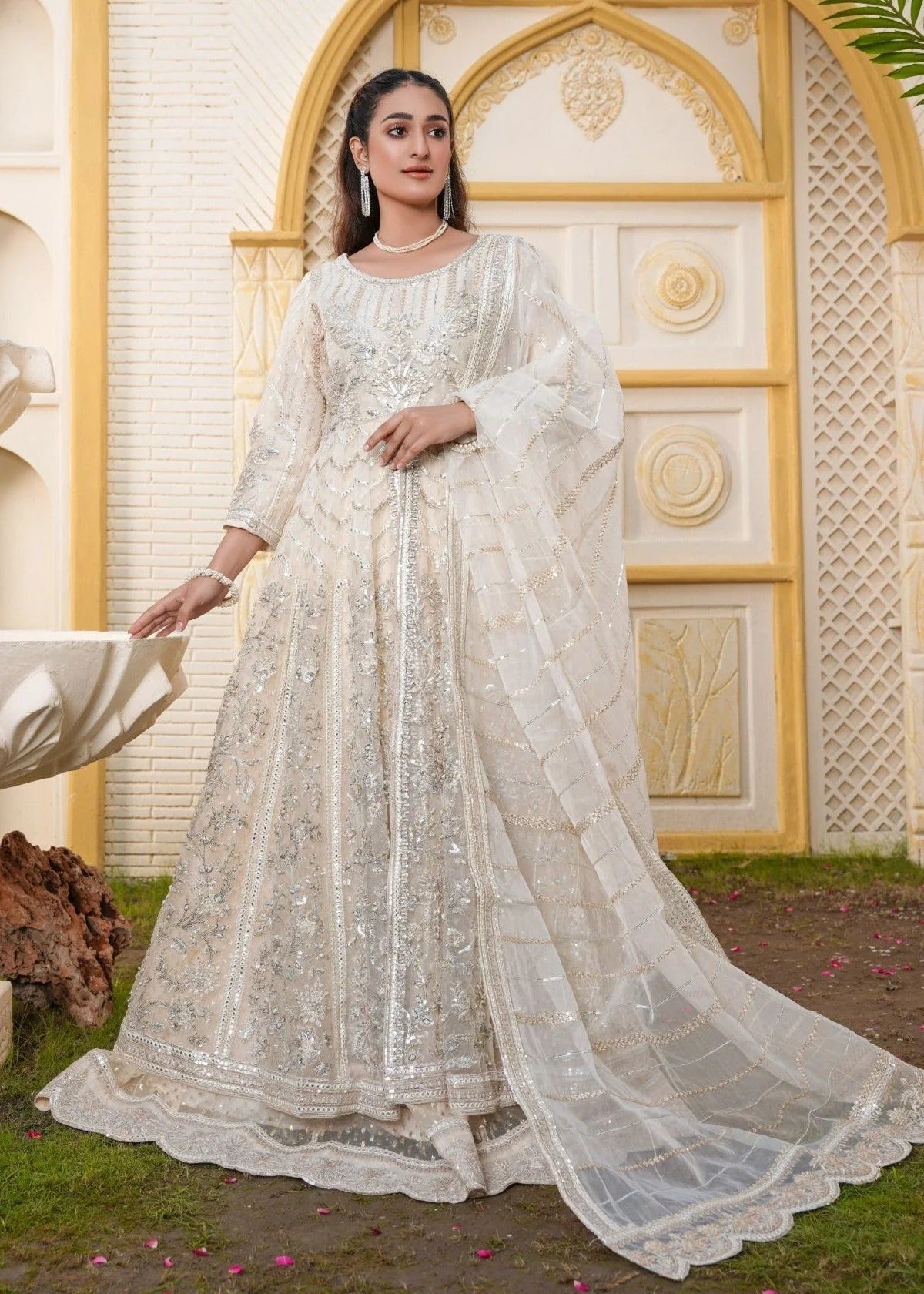 Jodha Maxi -Ivory