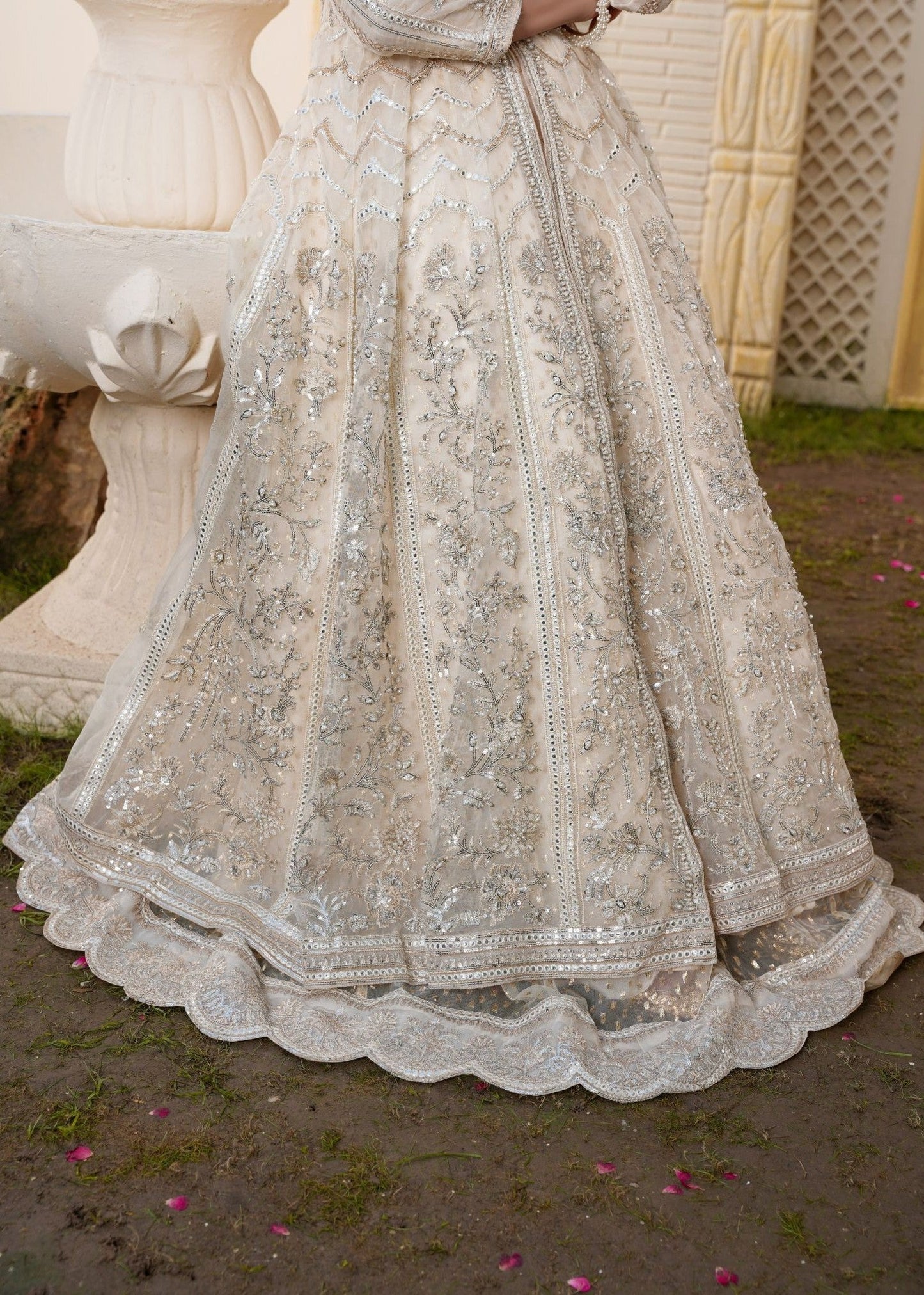 Jodha Maxi -Ivory