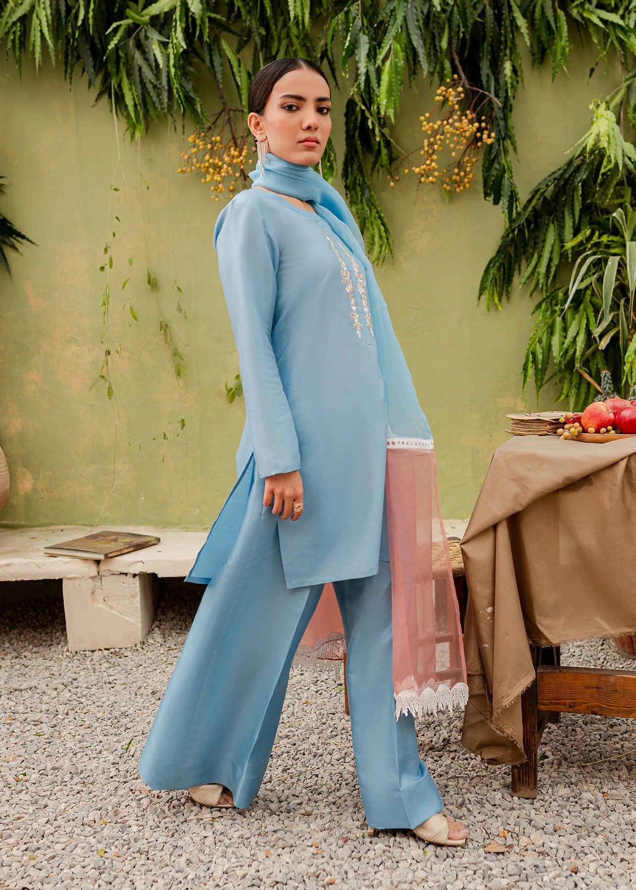 Ice Blue Silk Pret - Zora