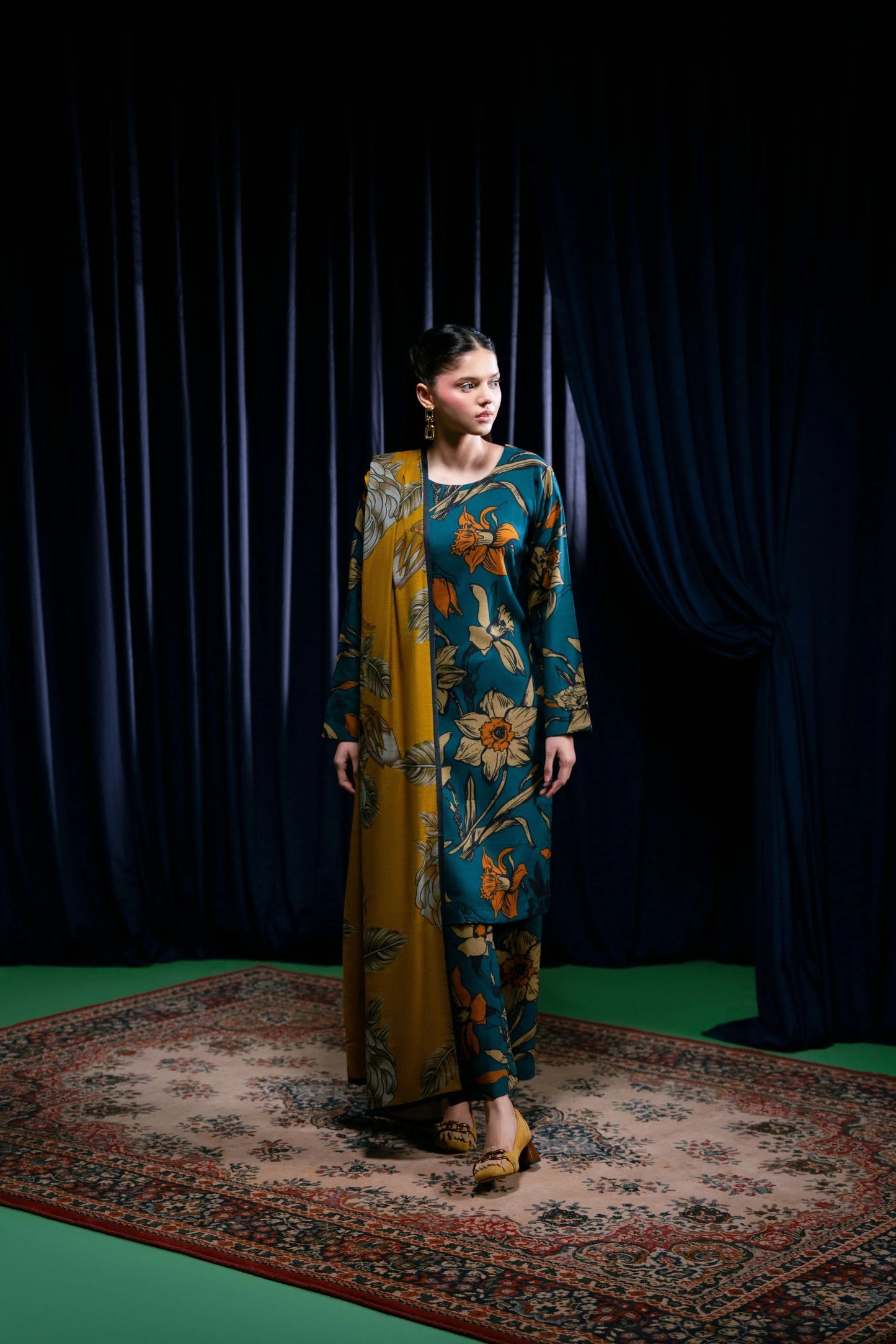 Floral Printed Dhanak Suit - Teal Blue