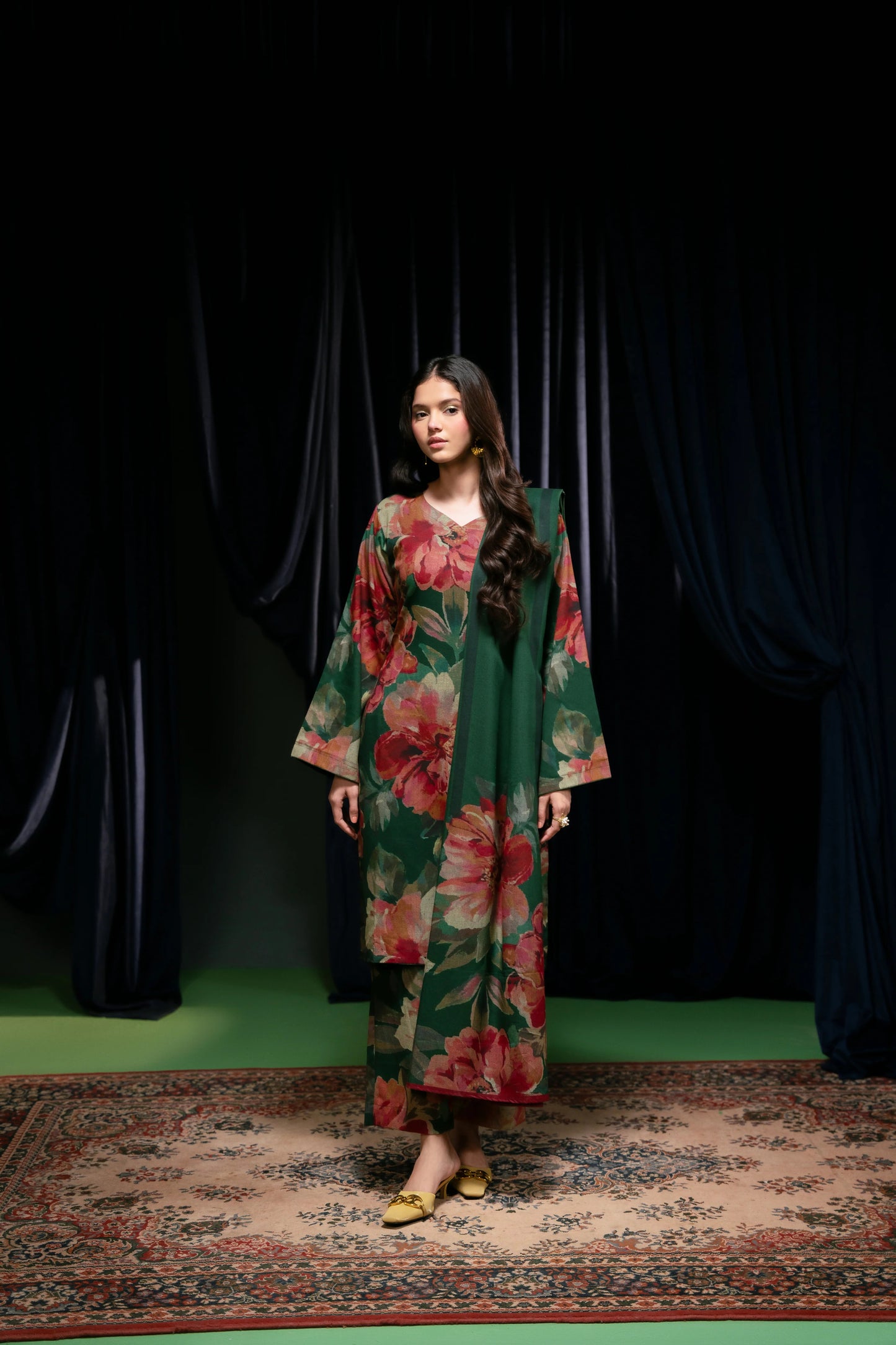 Floral Printed Dhanak Suit - Bottle Green