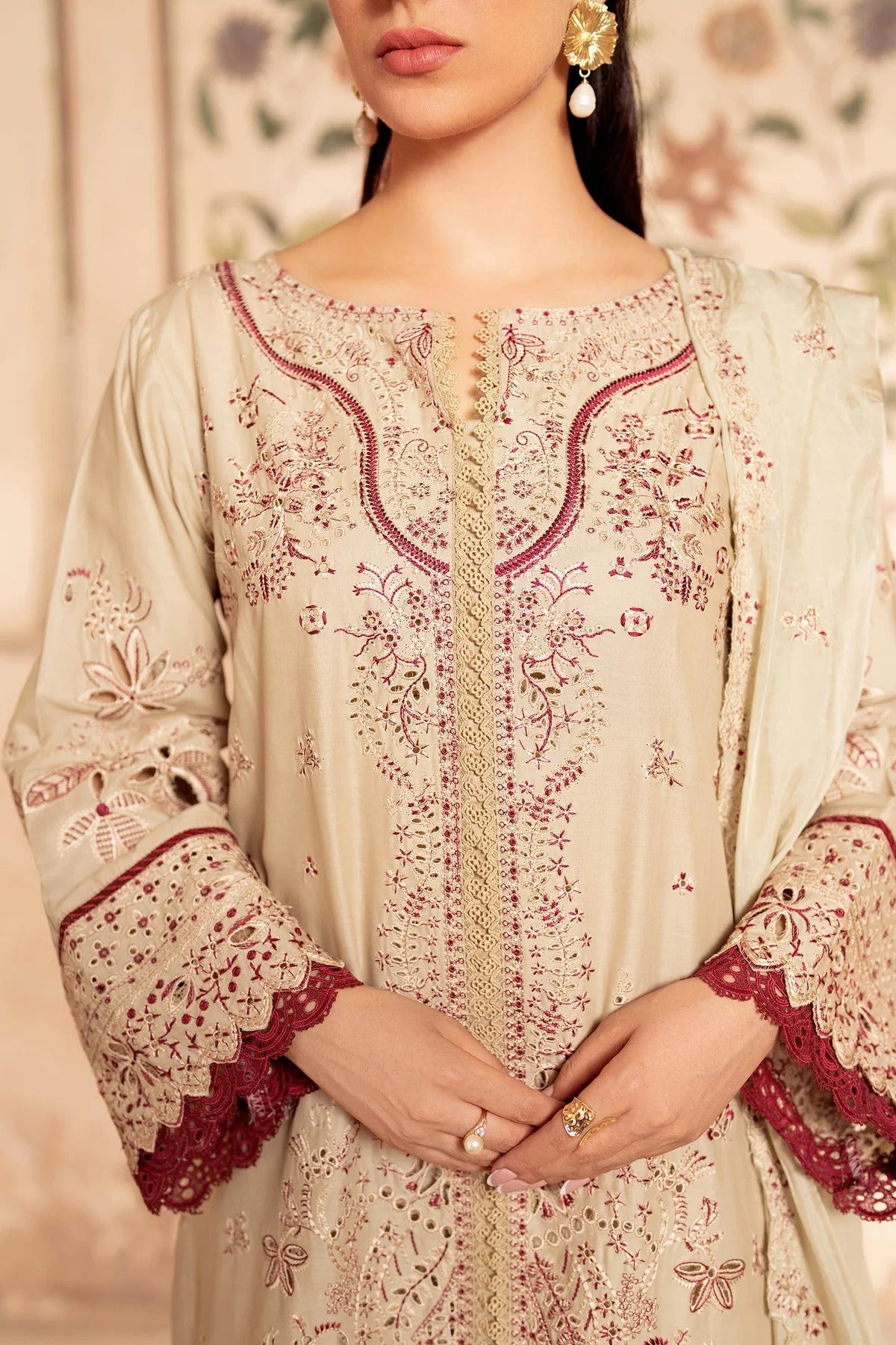 3PC Luxury Lawn - UFAQ