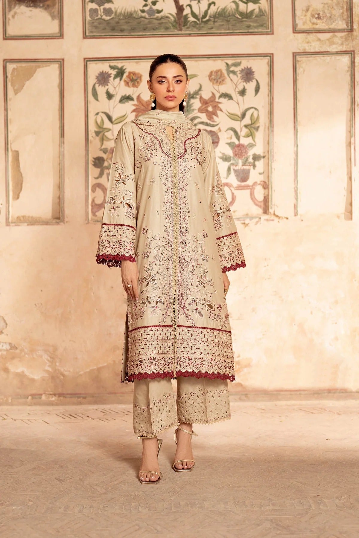 3PC Luxury Lawn - UFAQ