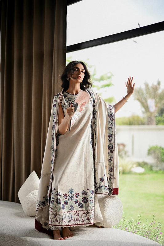 IVORY LUXURY EMBROIDERED KARANDI SET