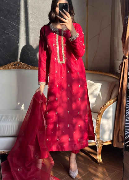 Luxury Silk Pret - Nyra