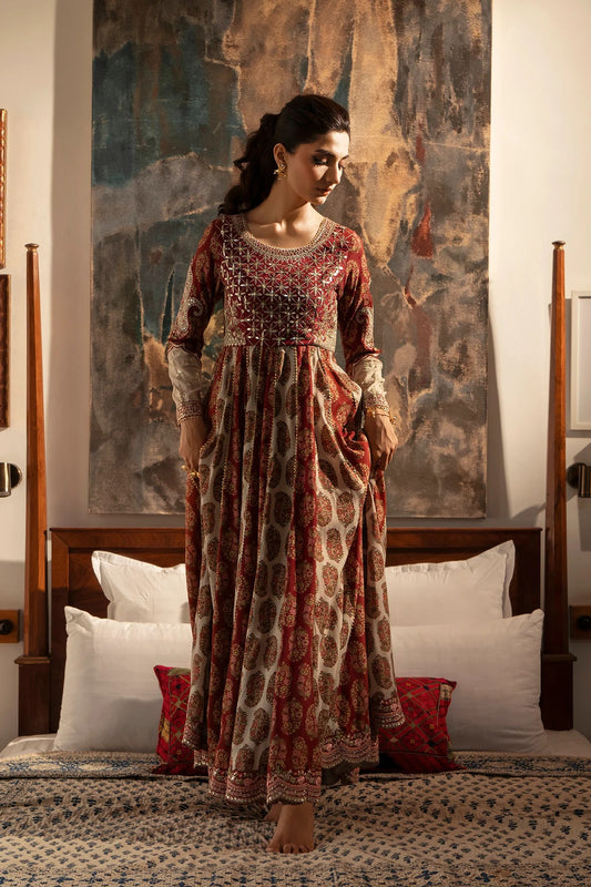 Luxury Embroidered Pishwas