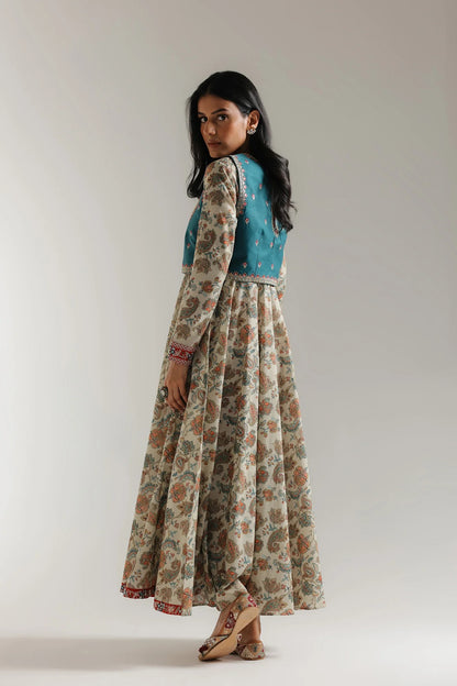 Heirloom Bloom Embroidered Pishwas Set