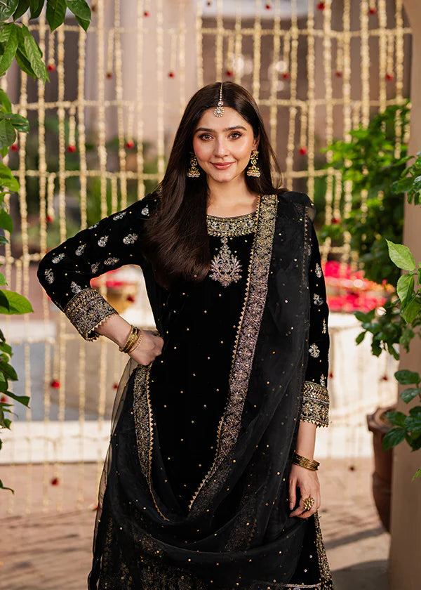 3 PIECE LUXURY VELVET - MEHVAR